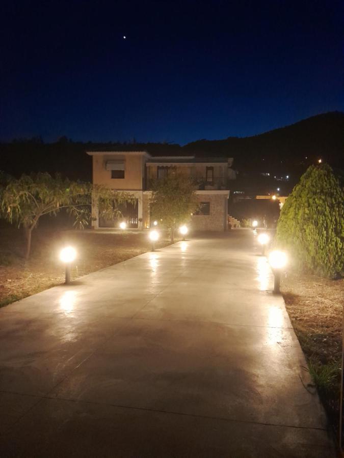 Central House 2 Epidaurus Екстер'єр фото